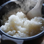 炊きたてのごはんを要チェック! 炊飯器の寿命とお手入れ方法について