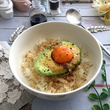 ズボラめし~やみつきになるおいしさのアボたま削り節どんぶり