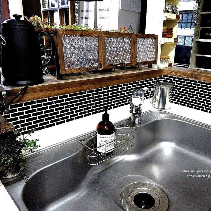 ダイソーのアレを三角コーナーの代わりに使用!スッキリ綺麗♪