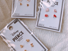 【ダイソー】可愛すぎる!ディズニーピアス