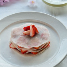 春色いちごもち 和菓子をケーキ仕立てに♪