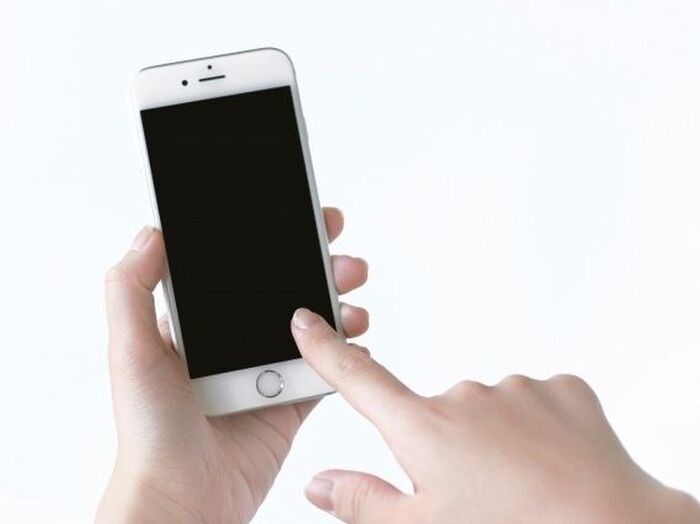 修理に出す前に試してみて!スマホを洗濯してしまった時の対処法