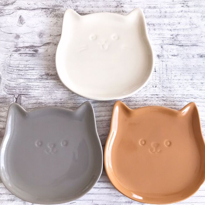 ダイソーのダイカットプレート!今度はネコとイヌ型♪