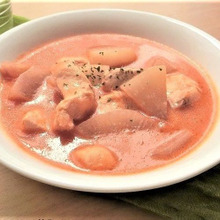 野菜ジュースで栄養たっぷり★大根シチュー