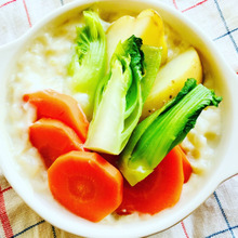 【蒸し春野菜の米粉でソイシチュー】