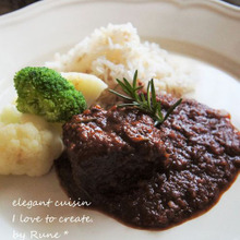 コクと旨みのブラック赤ワインのビーフシチュー♡