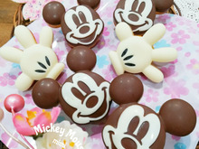 DAISOシリコン型でミッキーのチョコマドレーヌ