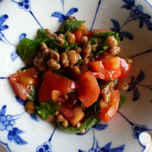 丼も◎ごま油香るトマト納豆