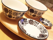 本当に100均?!北欧風な食器4種+1種