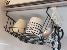 重宝してます!シンク上の棚下に水切り収納♪