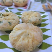 お弁当のおかずにも♪ レンジではんぺんたまご