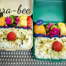 母とムスコのラブラブおソロ♡からあげくんレッド風弁当