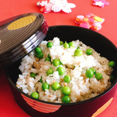 美容と健康をサポート!雑穀レシピ♪【旬な青豆ごはん】