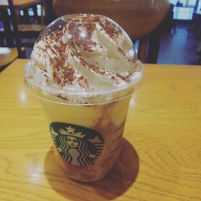 スタバ新作クラシックティラミスフラペチーノはコーヒーの染みこんだスポンジが決め手!