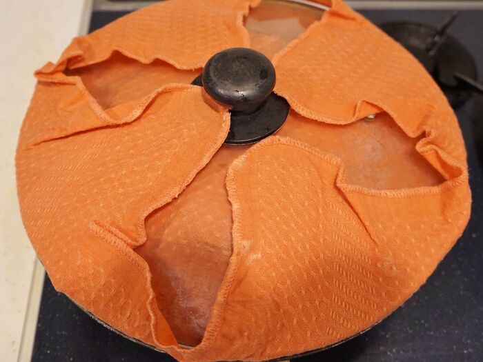 フライパンでじっくり蒸し焼きにしたら完成です!