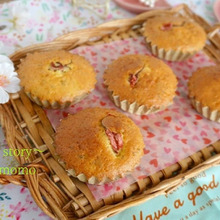 ボール1つで混ぜるだけ!桜餅香る?SAKURAマドレーヌ