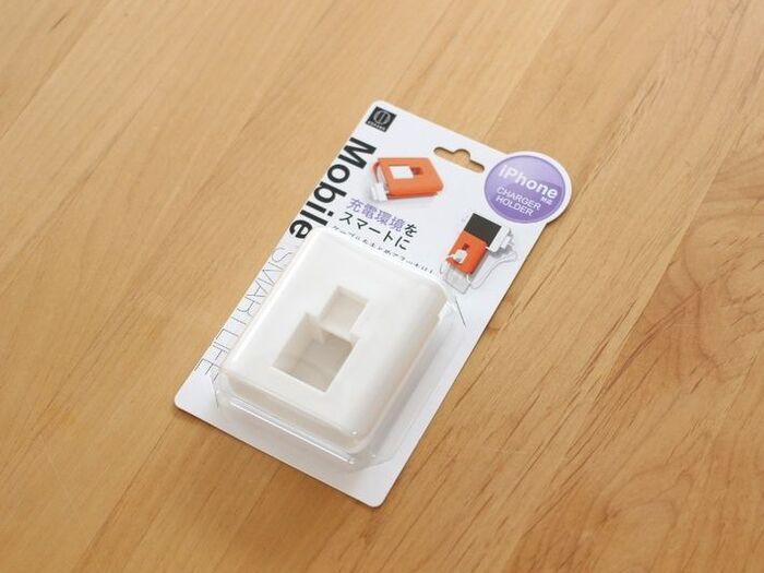 セリアのケーブルホルダー