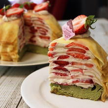 萌え断!いちごのチーズ*ミルクレープ