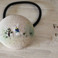 くるみボタンのヘアゴム