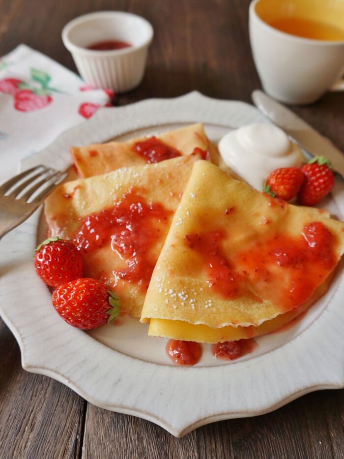 いちごの香りで贅沢気分♡いちごジャムのクレープシュゼット風