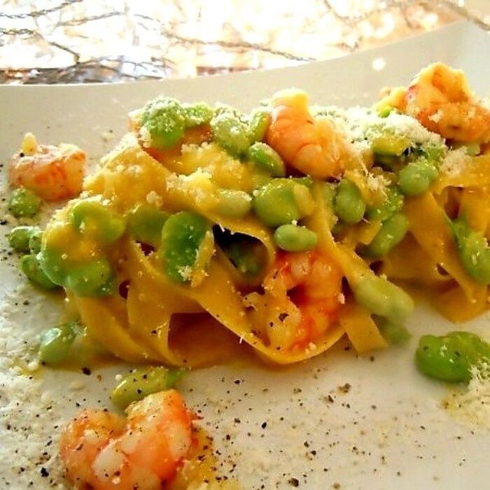 春の彩り~そら豆とエビのタリアテッレ カルボナーラ風