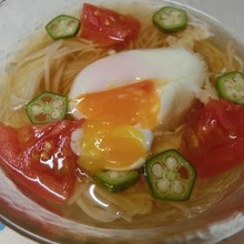 ハマります♪ そうめんとポーチドエッグのゼリー寄せ