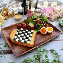 ちょこっと和風な麦味噌バターと海苔チーのモノグラムトースト