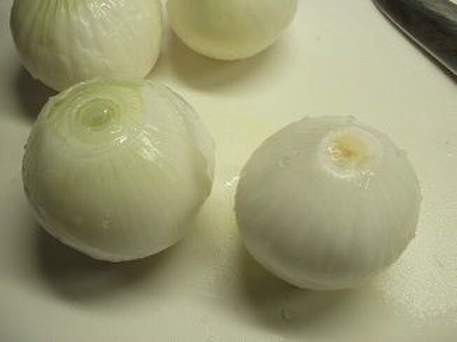 玉ねぎに切り込み