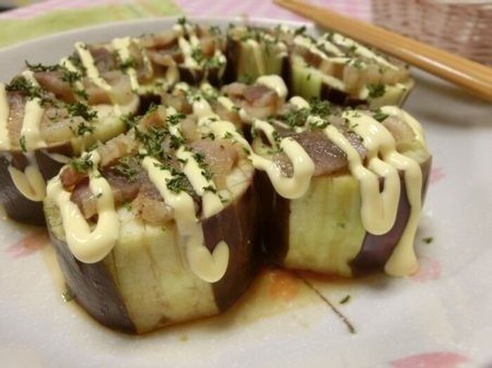 ポンマヨだれでじゅわっ♪ なすとベーコンのレンチン蒸し