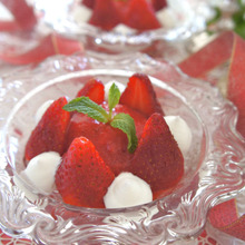 材料3つ!調理時間10分★簡単なのにプロ級なみの苺ジェラート