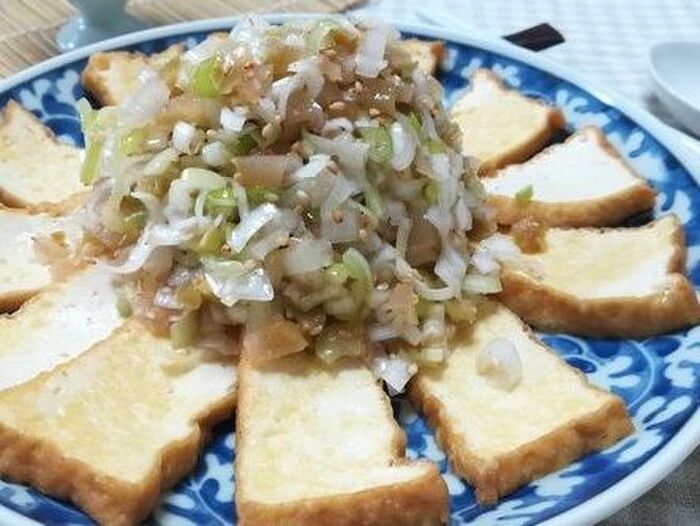 ザーサイねぎ塩だれたっぷりがうんまい♪ 焼き厚揚げ