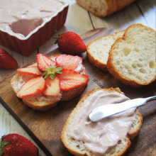 いちご味❤ホイップ豆乳クリームチーズ