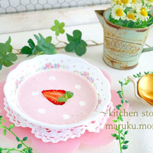 1分で完成!苺のスイーツスープ