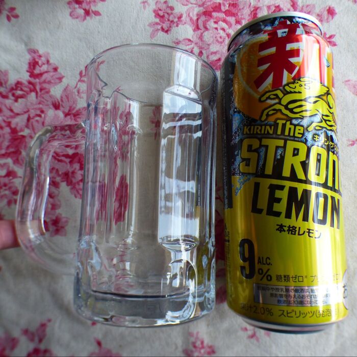 【ダイソー】ガラスビアジョッキ冷やしてごくごくいっちゃって!!