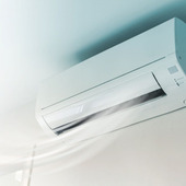 エアコンがホコリ臭い?万全なエアコンのホコリ対策で年中快適な生活環境