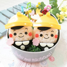 ピカピカの幼稚園児♪チューリップ畑で入園弁当