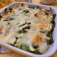 ふわふわだよ♪ ほうれん草とはんぺんの粒マスタードキッシュ