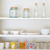 もっと使いやすくなる!知っておきたい食器棚収納のコツ