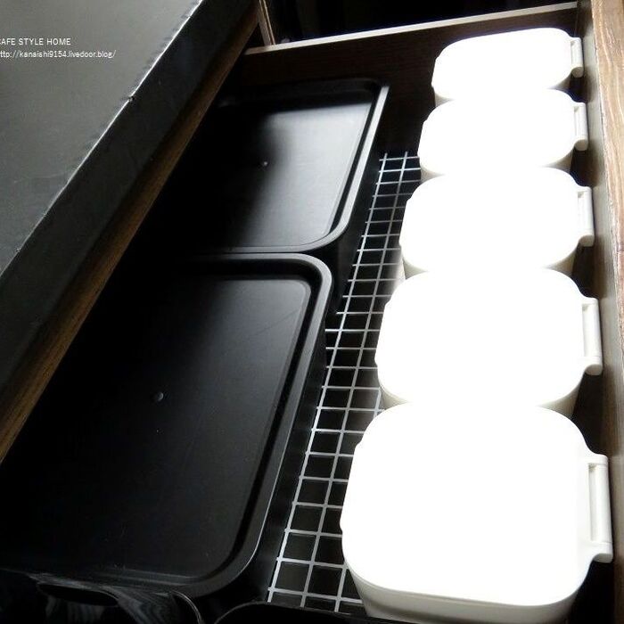 大ブレイクの予感♪セリアのダストBOXで収納