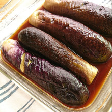 少しの油でコクうま!なすのレンジ煮浸し