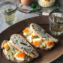 【定番食材】ゆで卵にピクルスが決め手❤ワインに合うサンドウィッチ #パン飲み