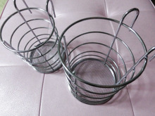 水汚れをためない! 清潔キープのワイヤーカゴ