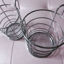 水汚れをためない! 清潔キープのワイヤーカゴ