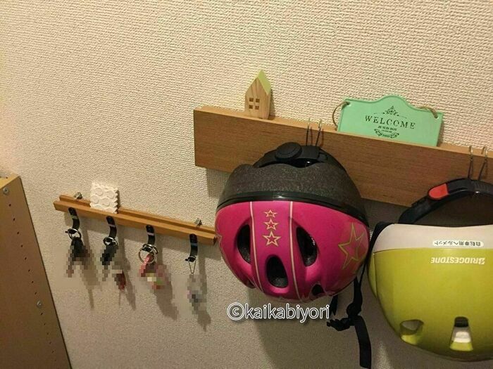 玄関の出し入れしやすい位置に固定しました