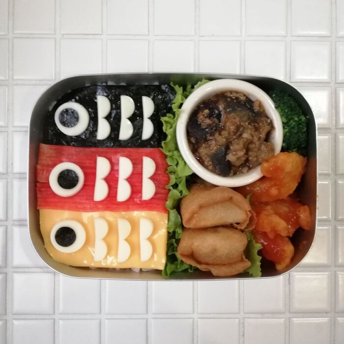 ⑤パーツを乗せます。