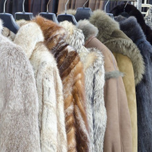 コートをクリーニングに出すなら話題の宅配クリーニング!保管サービスも オススメ!