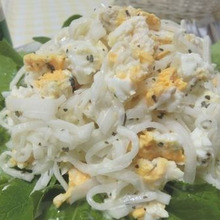 バジルとレモンが香るよ♪ 大根とレンチンたまごのサラダ