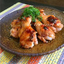 【ほったらかしで簡単】疲労回復効果に‼すっぱーい梅で手羽元照り焼き