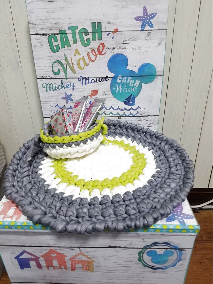 ダイソーのクッションヤーンでチェアパッド&小物入れをハンドメイド