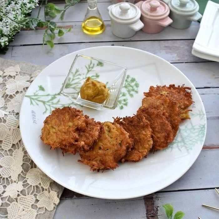 シャキシャキの食感がたまらない!えのきのフリッテレ